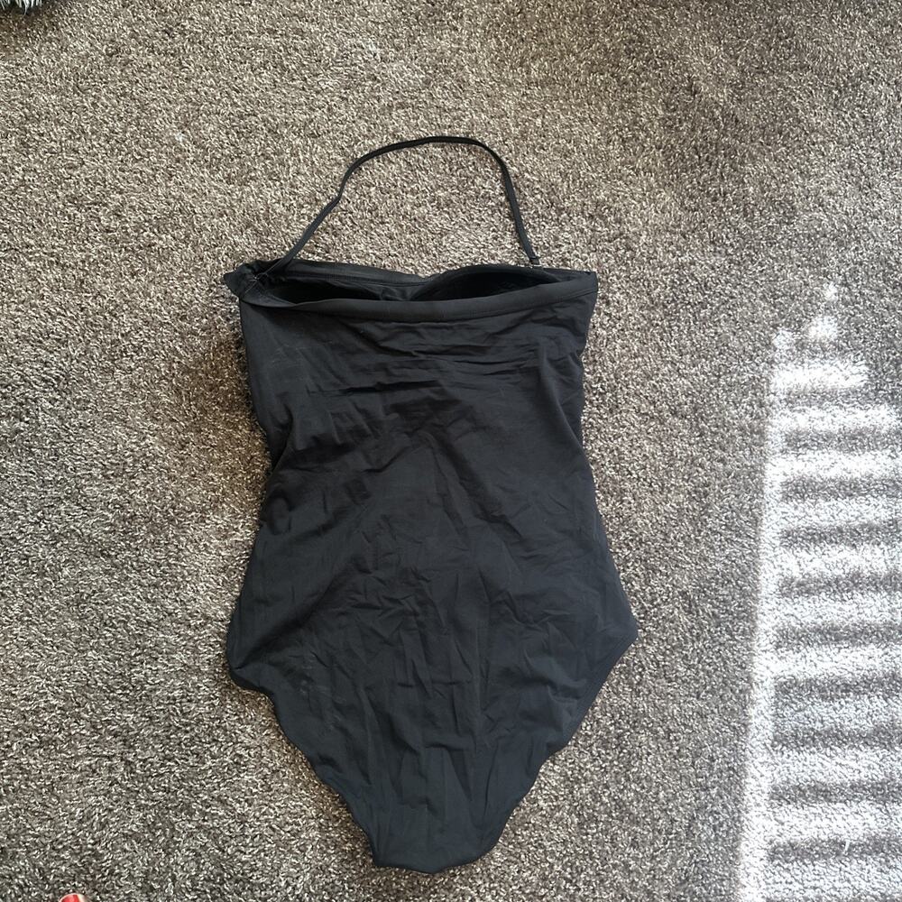 Tommy Bahama Coastline Stripe Bandeau Black One Piece Swimsuit Halter Sz 10 - Picture 2 of 3